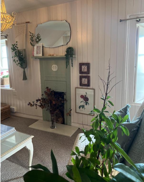 The Pink Cottage Upstairs Suite & Garden Summer Room Whitehead Esterno foto