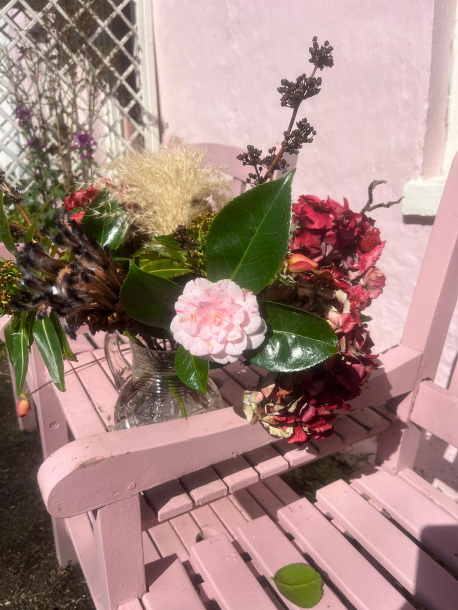 The Pink Cottage Upstairs Suite & Garden Summer Room Whitehead Esterno foto